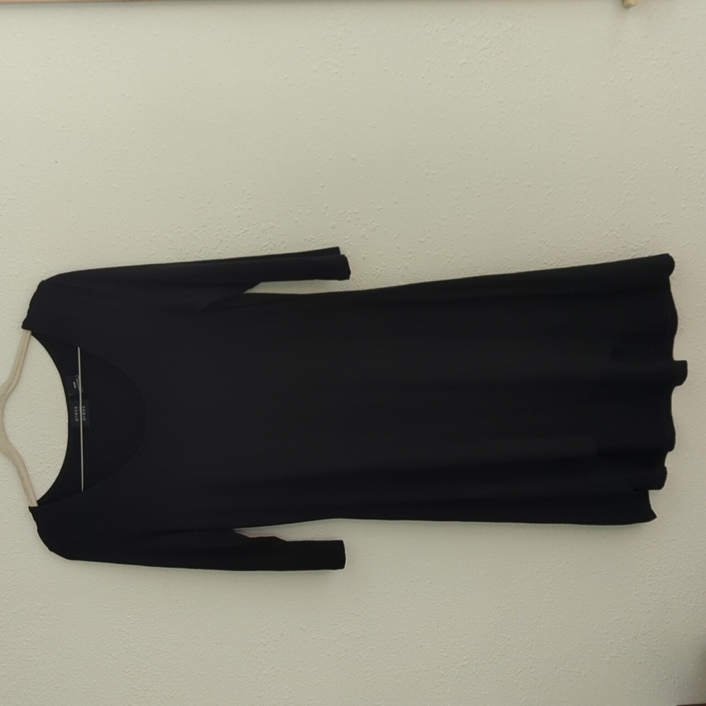 Press Dress Black Designed In Canada Women's Size Medium Comfy